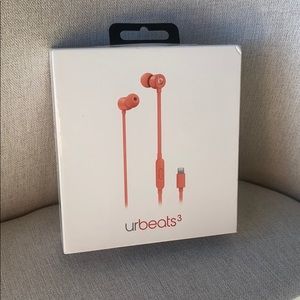 Urbeats 3 by Dre Lightning Connector earphones
